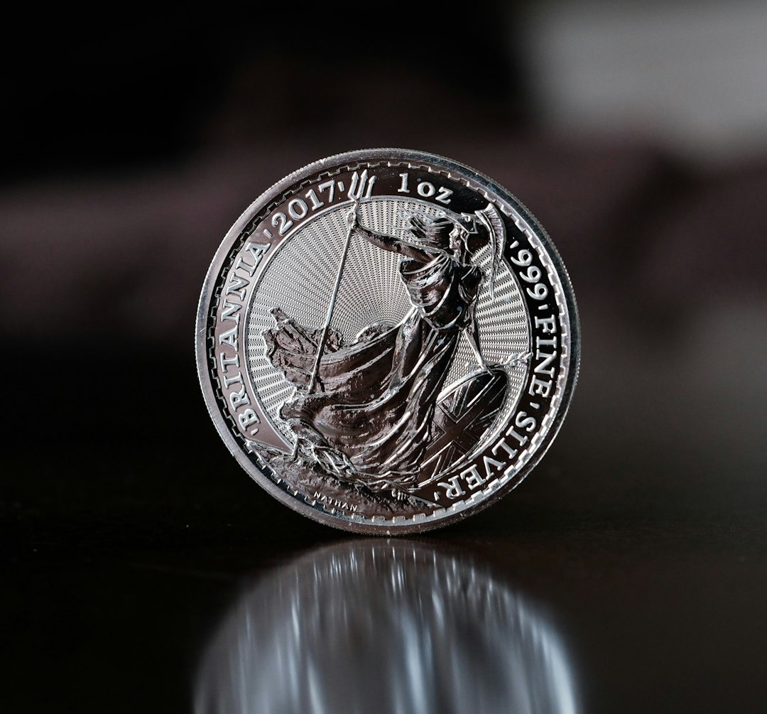 Goldankauf Pforzheim – Gold verkaufen in Pforzheim und Umgebung, seriöser Edelmetallankäufer für Altgold, Schmuckankauf, Zahngold, Goldbarren, Goldmünzen, Silberankauf, Platin, Palladium, faire Goldpreise, aktueller Goldpreis Pforzheim, diskreter Goldverkauf, schneller Ankauf von Edelmetallen, sichere Auszahlung per Echtzeitüberweisung, Goldankauf in der Nähe, Goldhändler Pforzheim, Edelmetallhandel Baden-Württemberg, vertrauenswürdiger Goldankauf privat, Gold bewerten lassen Pforzheim, Goldankauf mit sofortiger Auszahlung, seriös und transparent, Familienbetrieb Edelmetalle Pforzheim, Schmuck verkaufen Pforzheim, beste Preise für Gold und Silber.